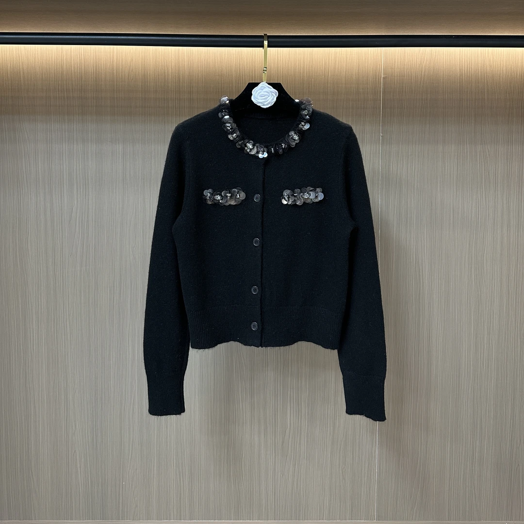 870小香风时尚显瘦百搭长袖休闲小众轻奢纯色气质秋冬上衣