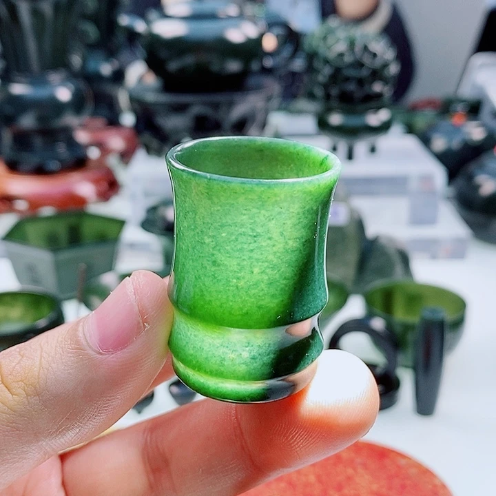 和田玉（青玉）未镶嵌把件