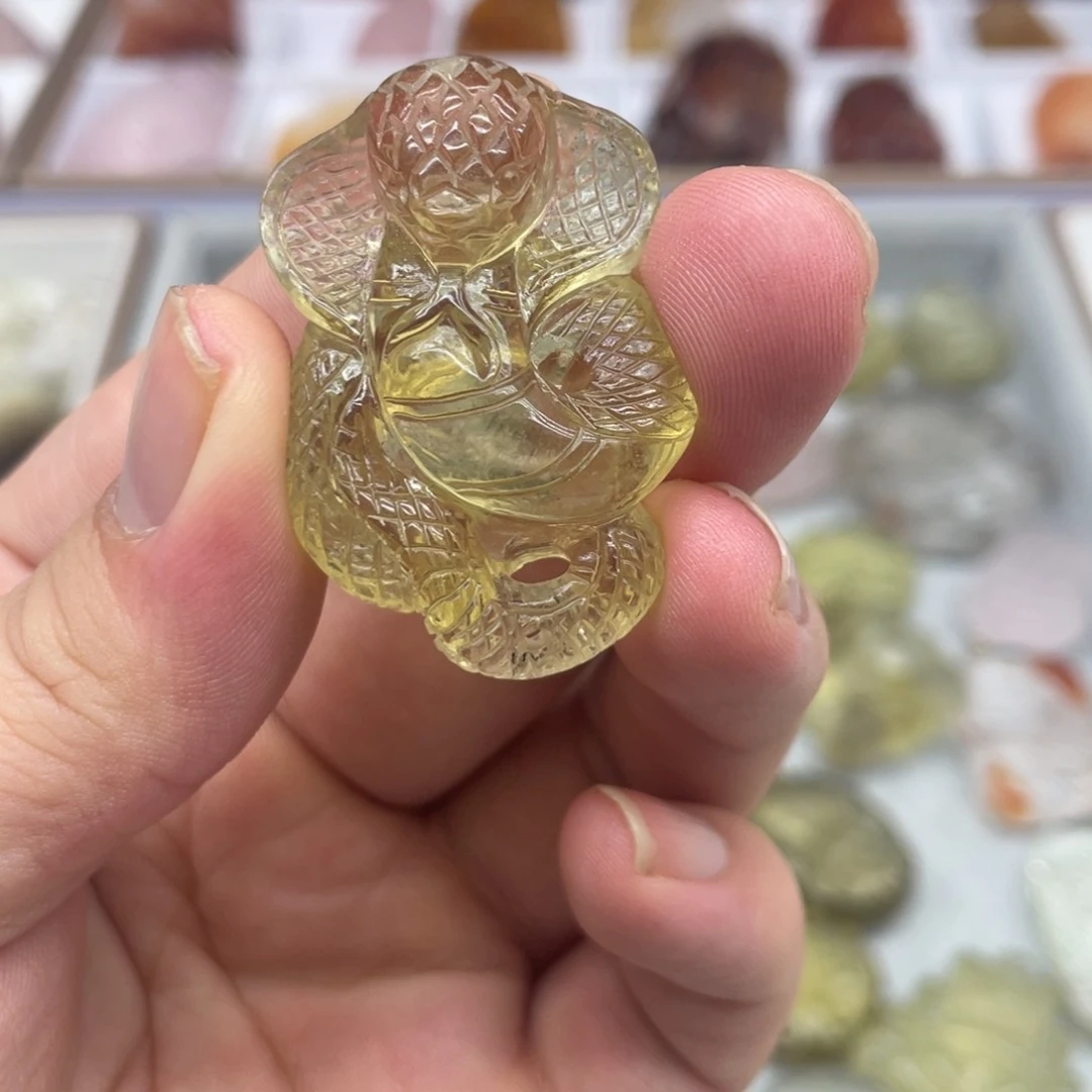 水晶吊坠(不含链)未镶嵌伊*