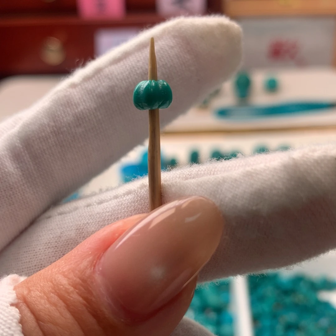 绿松石未镶嵌配饰