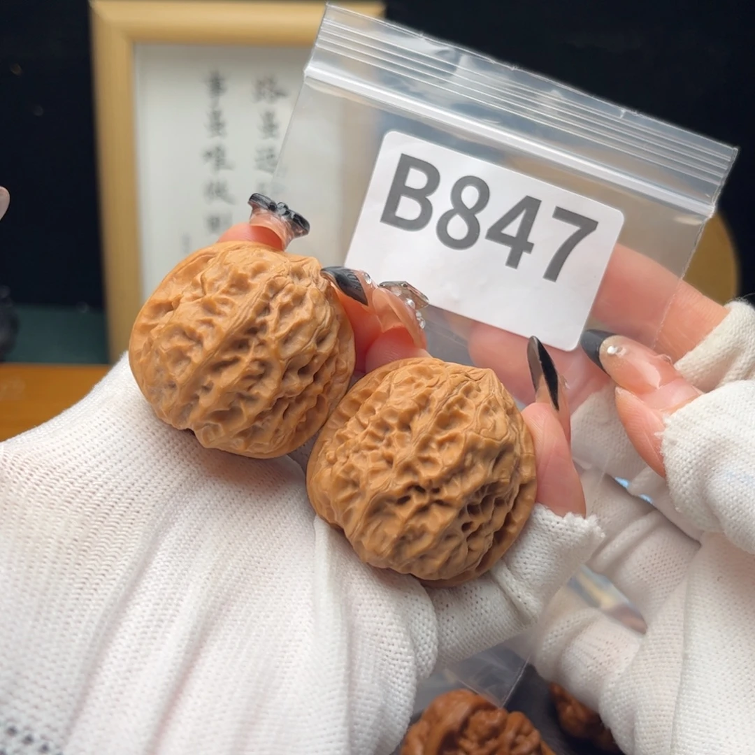 如***观文玩核桃把件37昆仑印b847