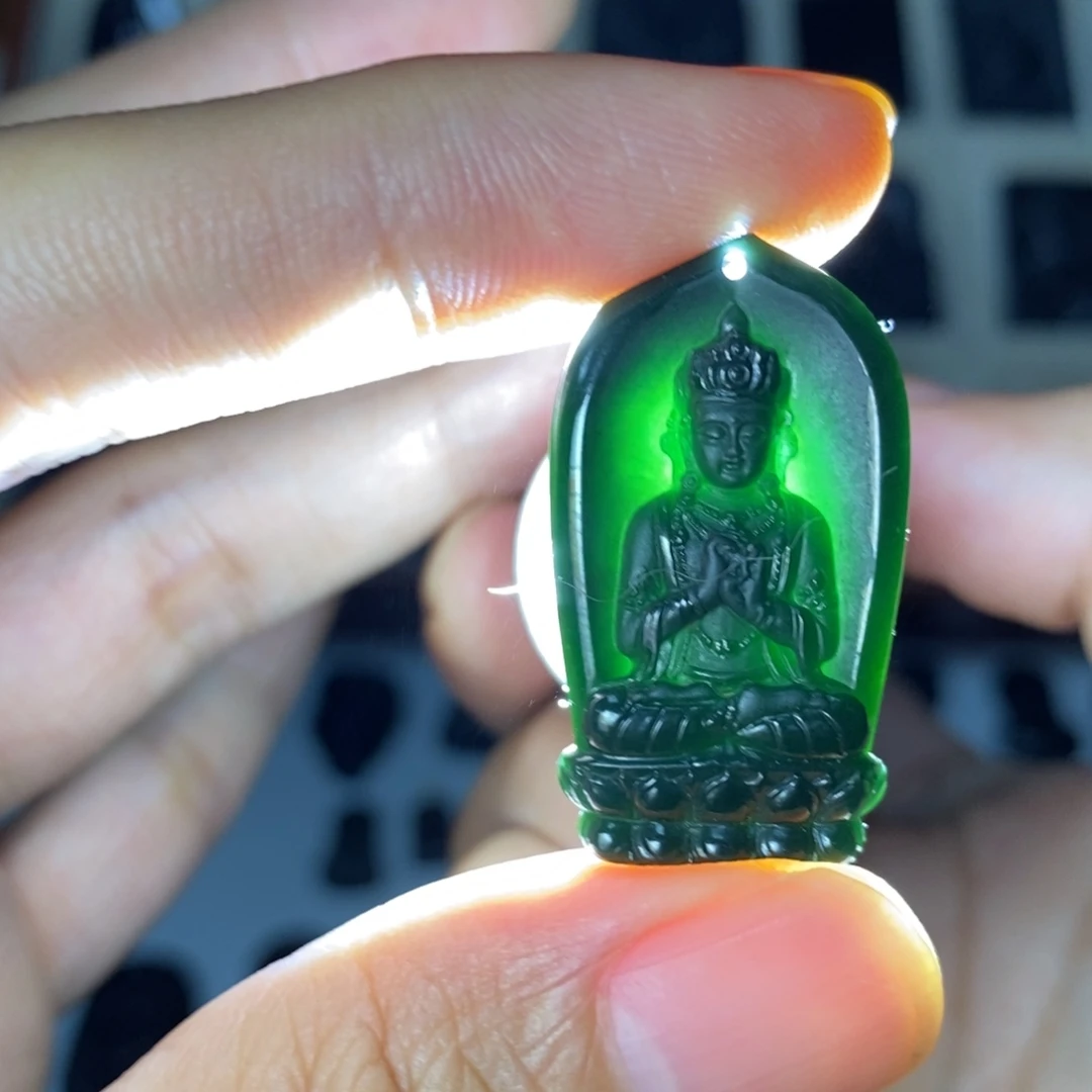 翡翠未镶嵌吊坠(赠链)