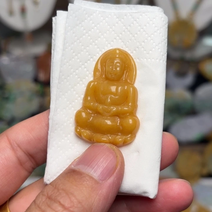 翡翠颈饰未镶嵌吊坠