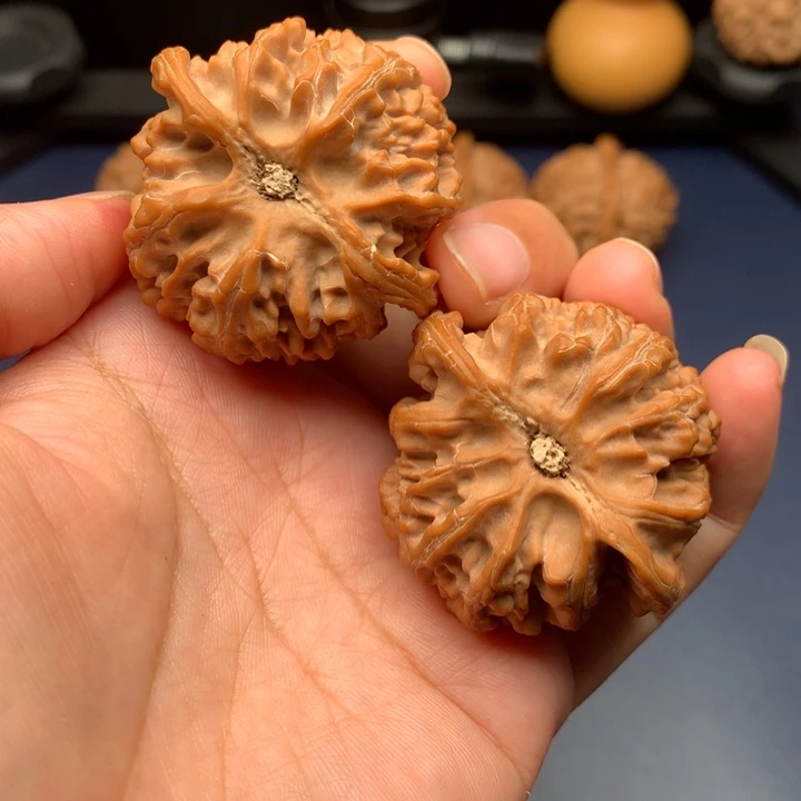 把件文玩核桃43粉皮球体苹果园全品