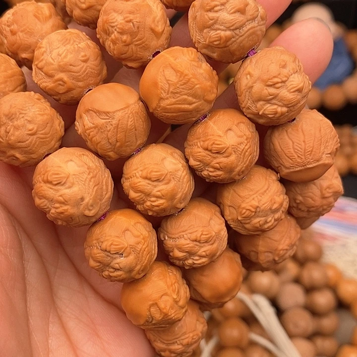 手串文玩核桃漏眼款