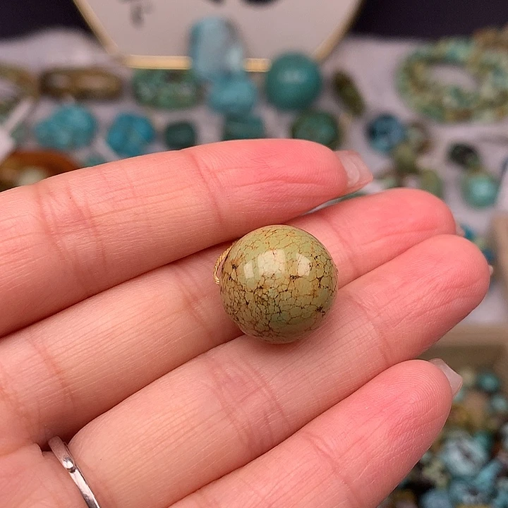 绿松石未镶嵌扣子