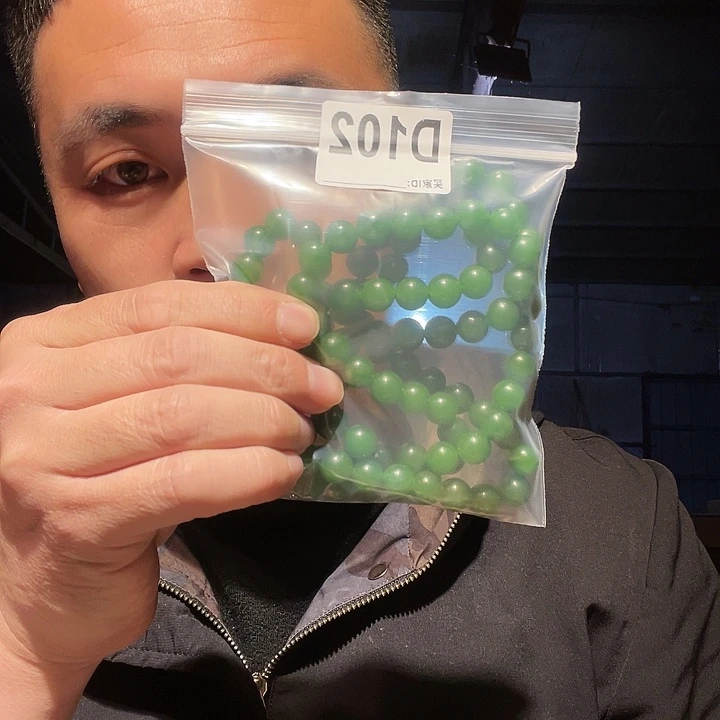 大叶紫檀（黑酸枝木类）文玩102