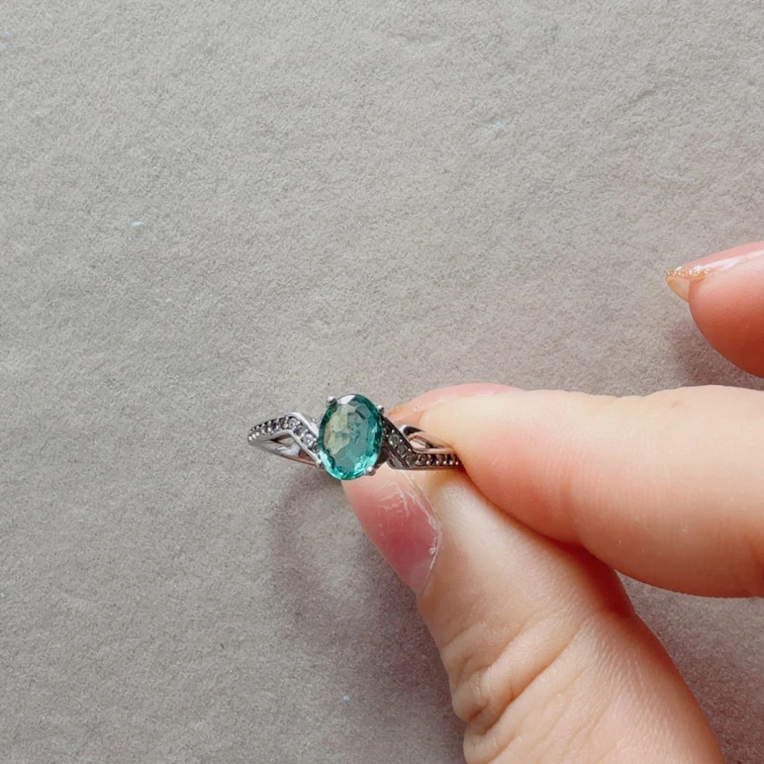 祖母绿戒指银S925镶嵌奇****3国首质检