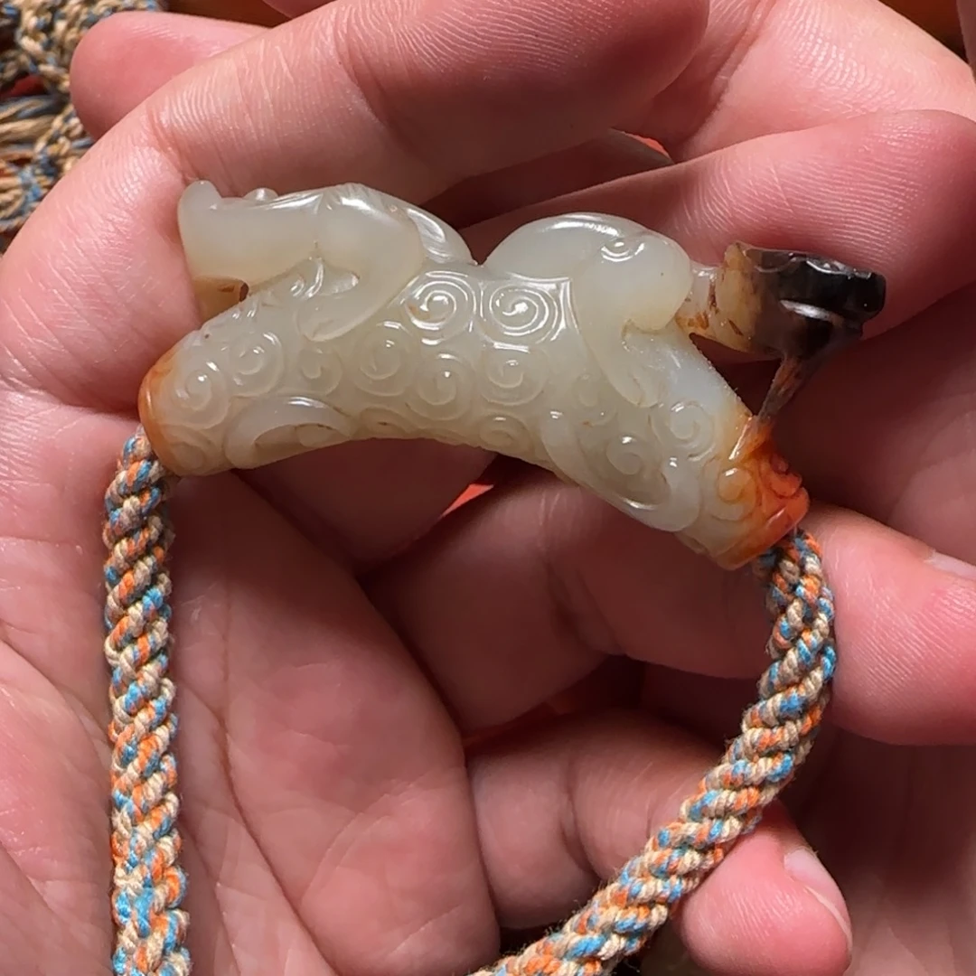 巧***力和田玉未镶嵌挂件