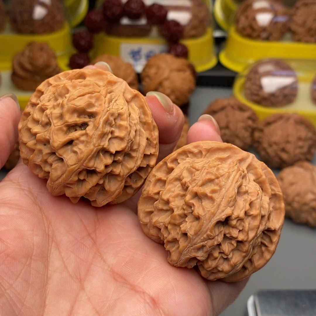 木质类文玩核桃苹果园