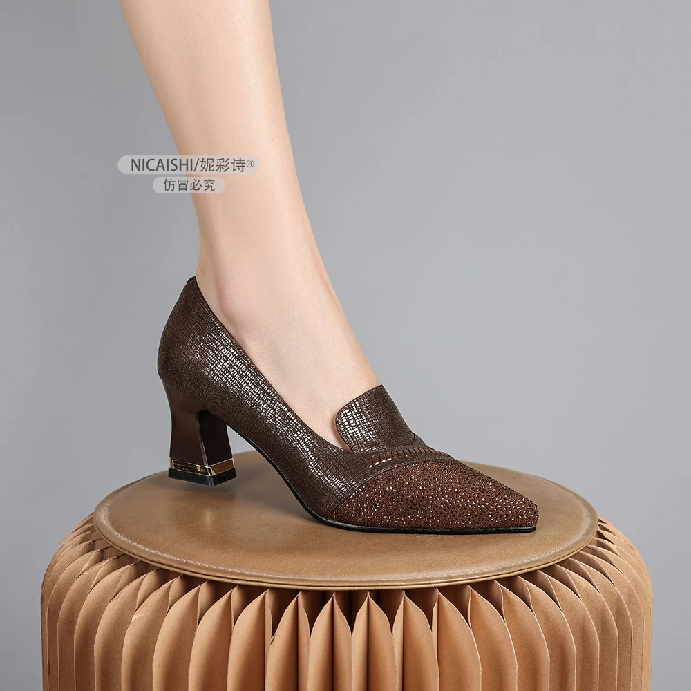 2025新款欧美百搭深口单鞋女粗跟单鞋舒适通勤不累脚单鞋2739