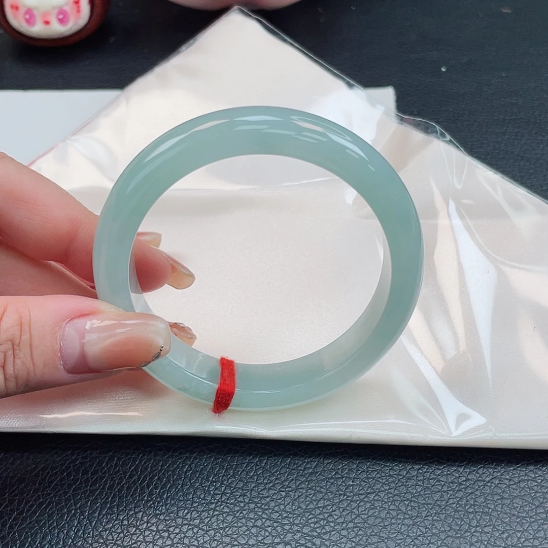 翡翠未镶嵌手镯57正圈冰胶甜绿葡萄肉