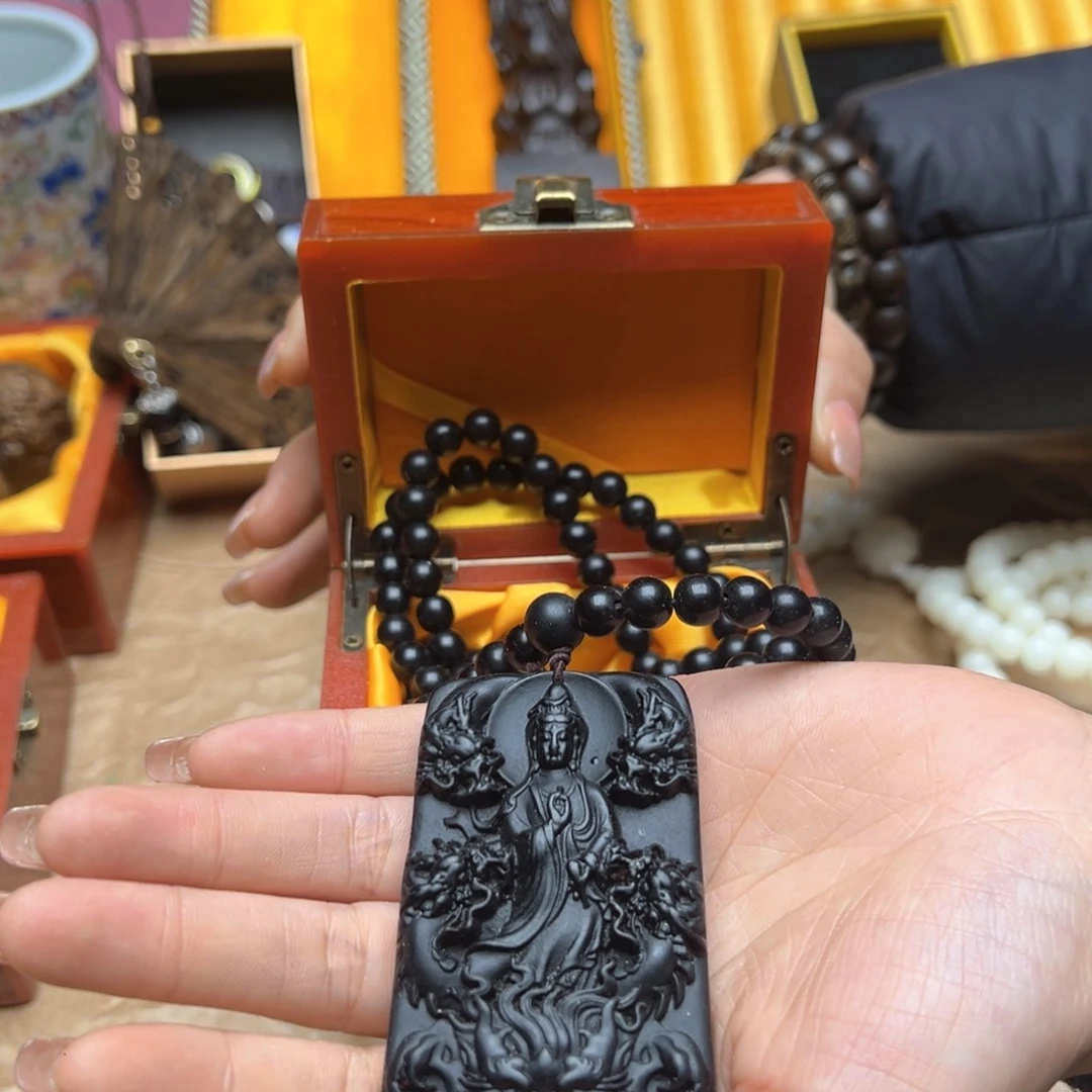 大叶紫檀（黑酸枝木类）