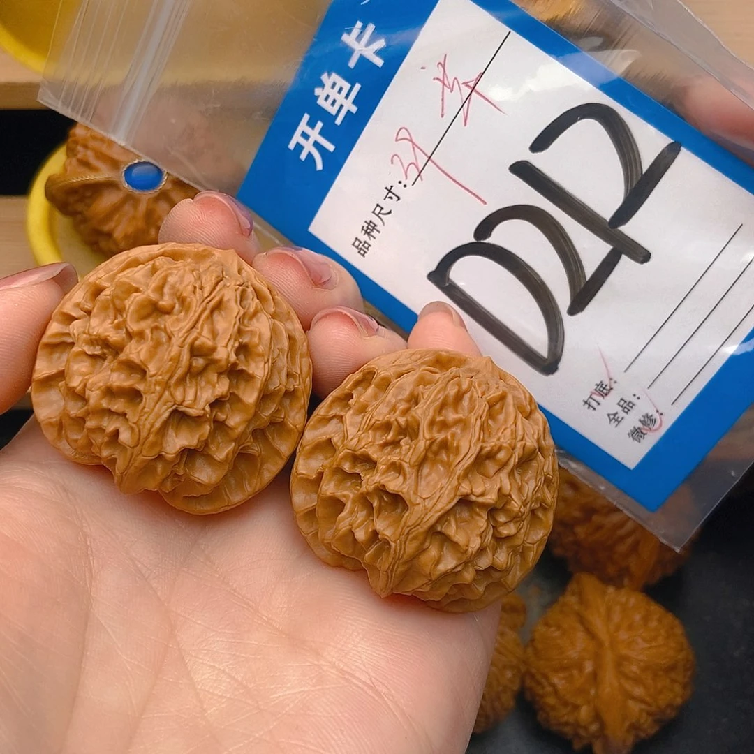桃核吊坠核桃苹果园狮子头