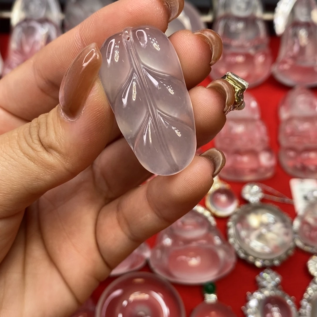 石英质玉未镶嵌吊坠