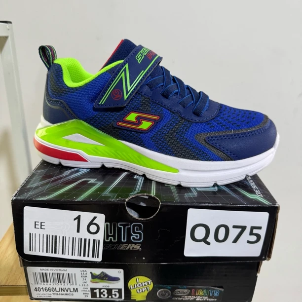 SKECHERS/斯凯奇Q075 男童灯鞋 31码
