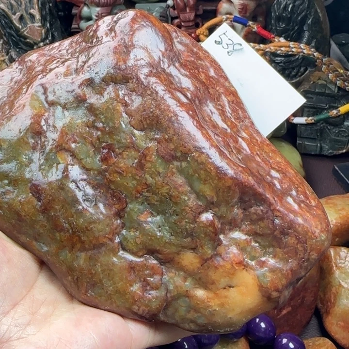 透闪石质玉未镶嵌珠宝奇石