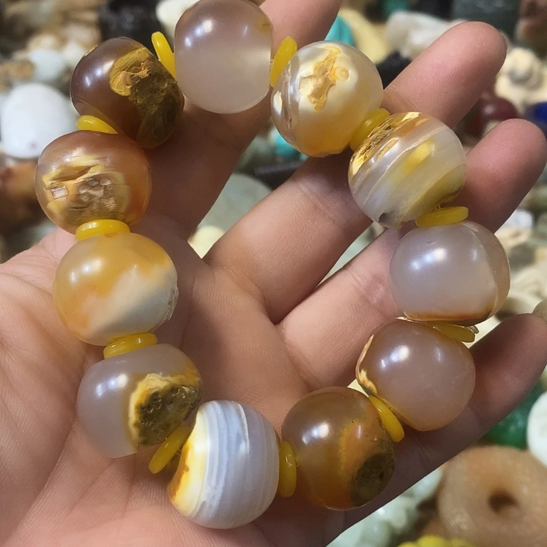 和田玉（糖玉）未镶嵌挂件