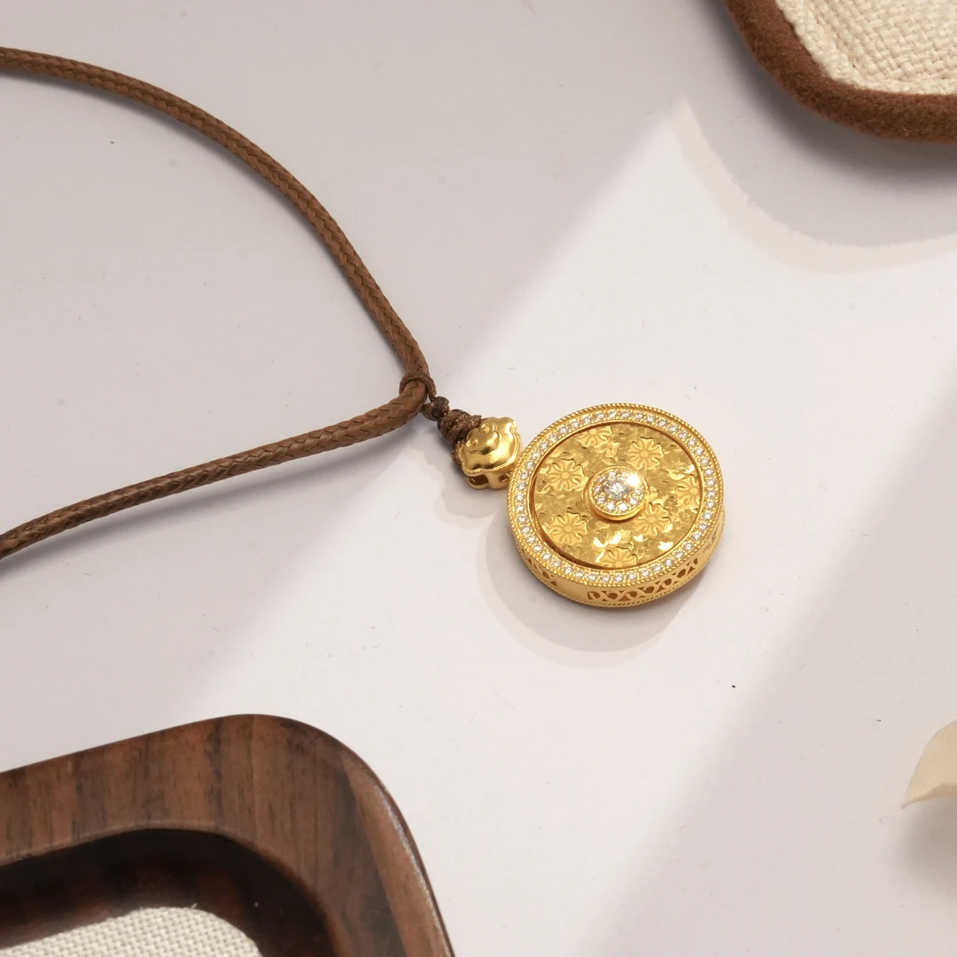 F【碎冰花罗盘】点钻编绳吊坠-戗刻发光-足金999精工5G