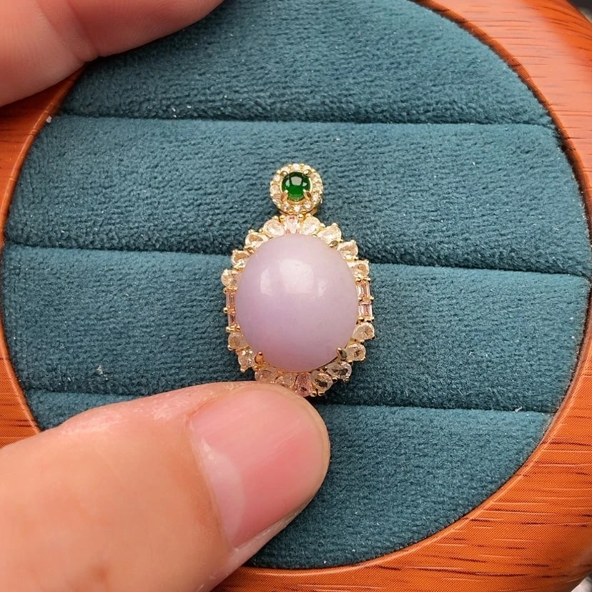 【闪购商品】翡翠银S925镶嵌颈饰S***?兮兮