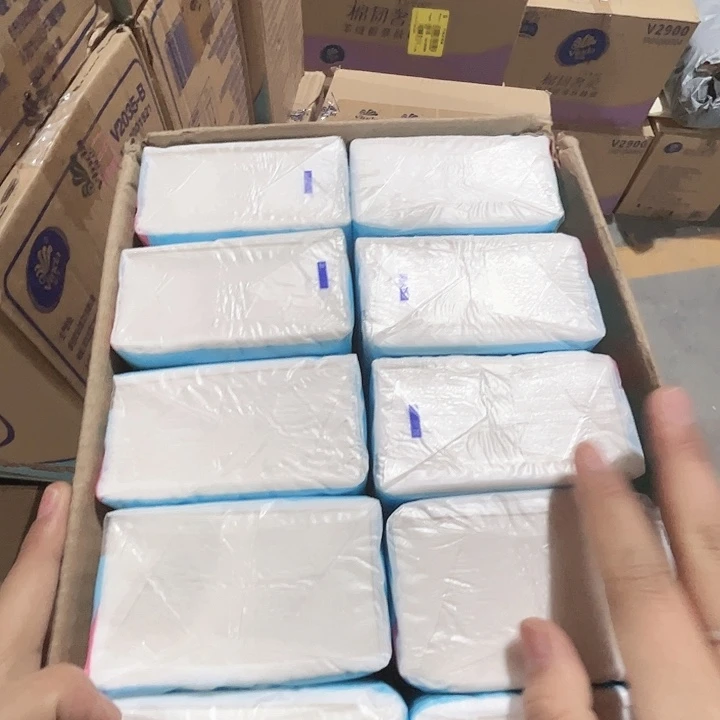 品牌抽纸一箱。