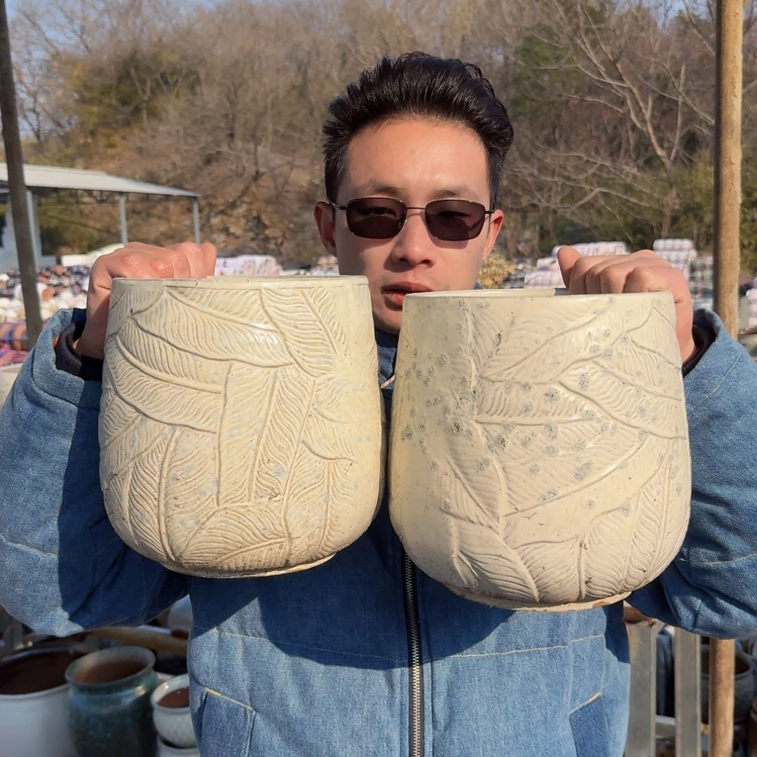 紫砂摆件口18高21（两个芭蕉叶白色