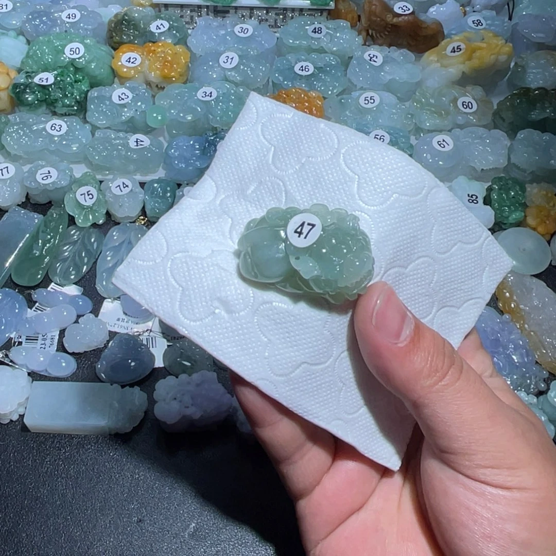 翡翠未镶嵌颈饰天然