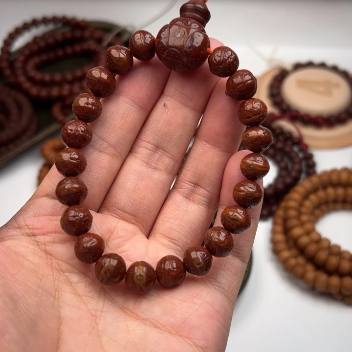 凤眼菩提手串10.5红串实心