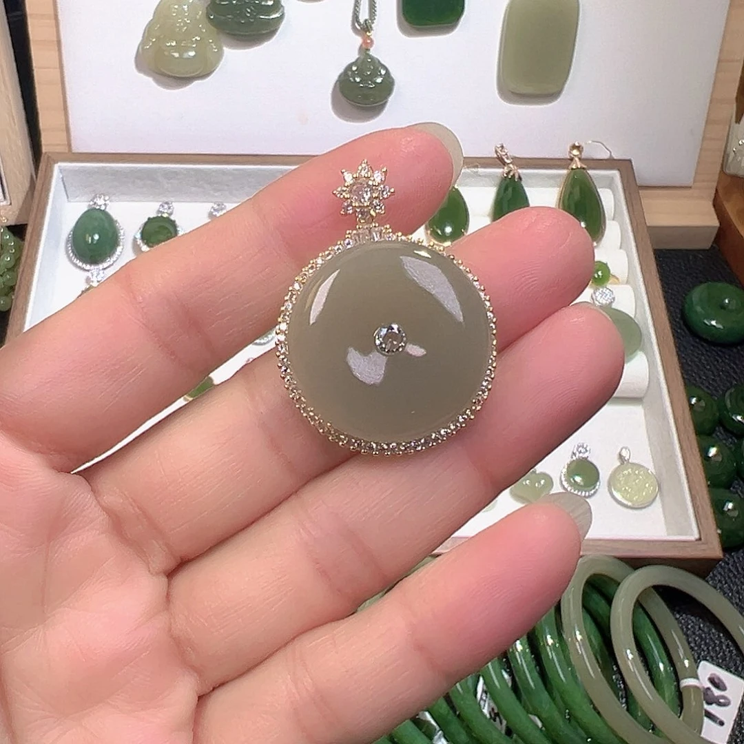 和田玉银S925镀金镶嵌颈饰