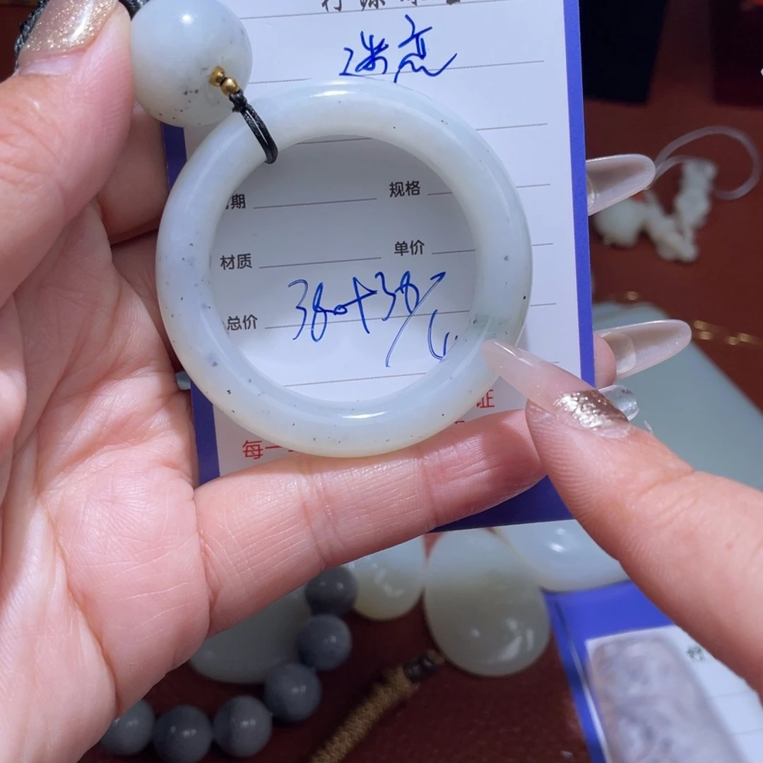 迷***恋颈饰未镶嵌和田玉