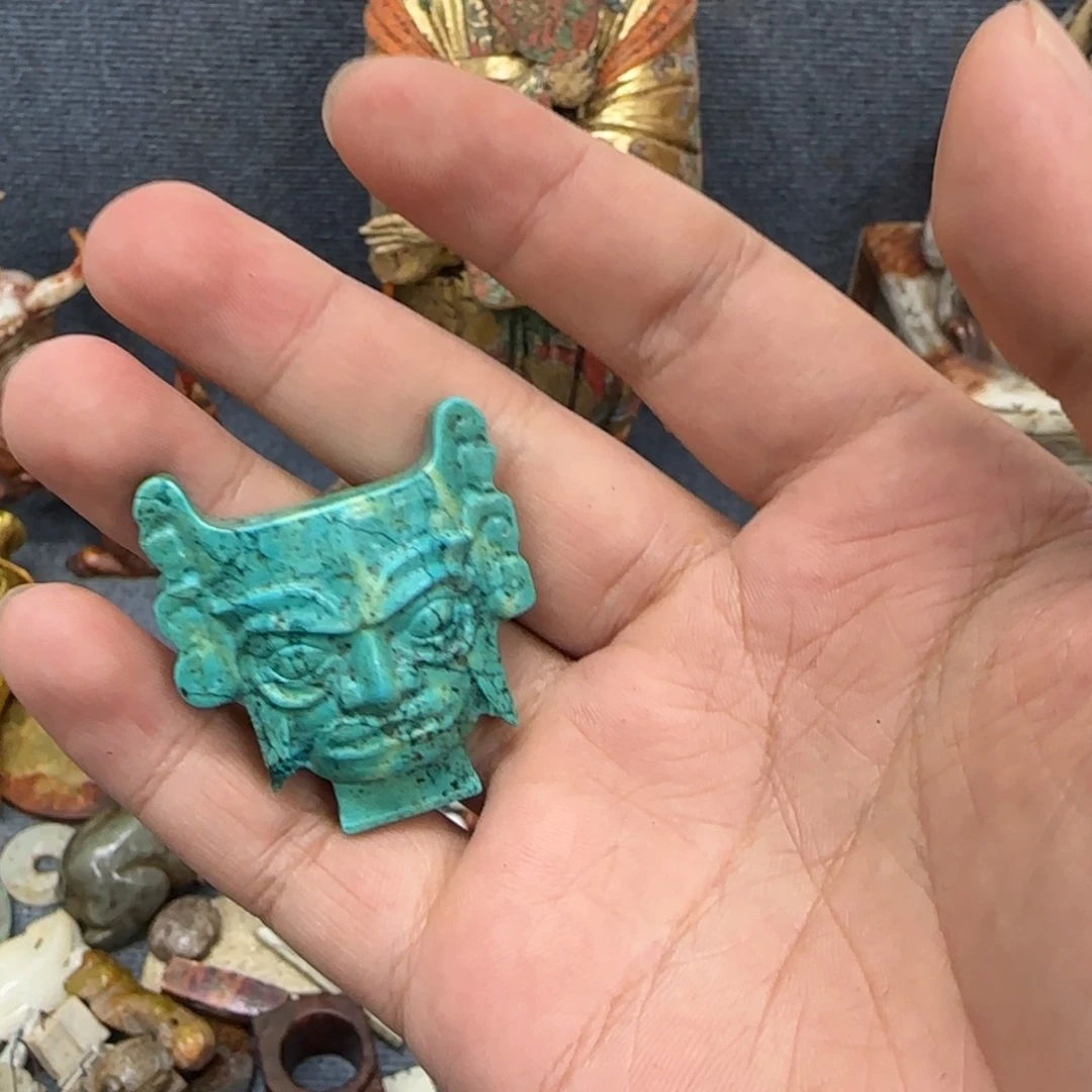 未镶嵌和田玉（糖玉）挂件