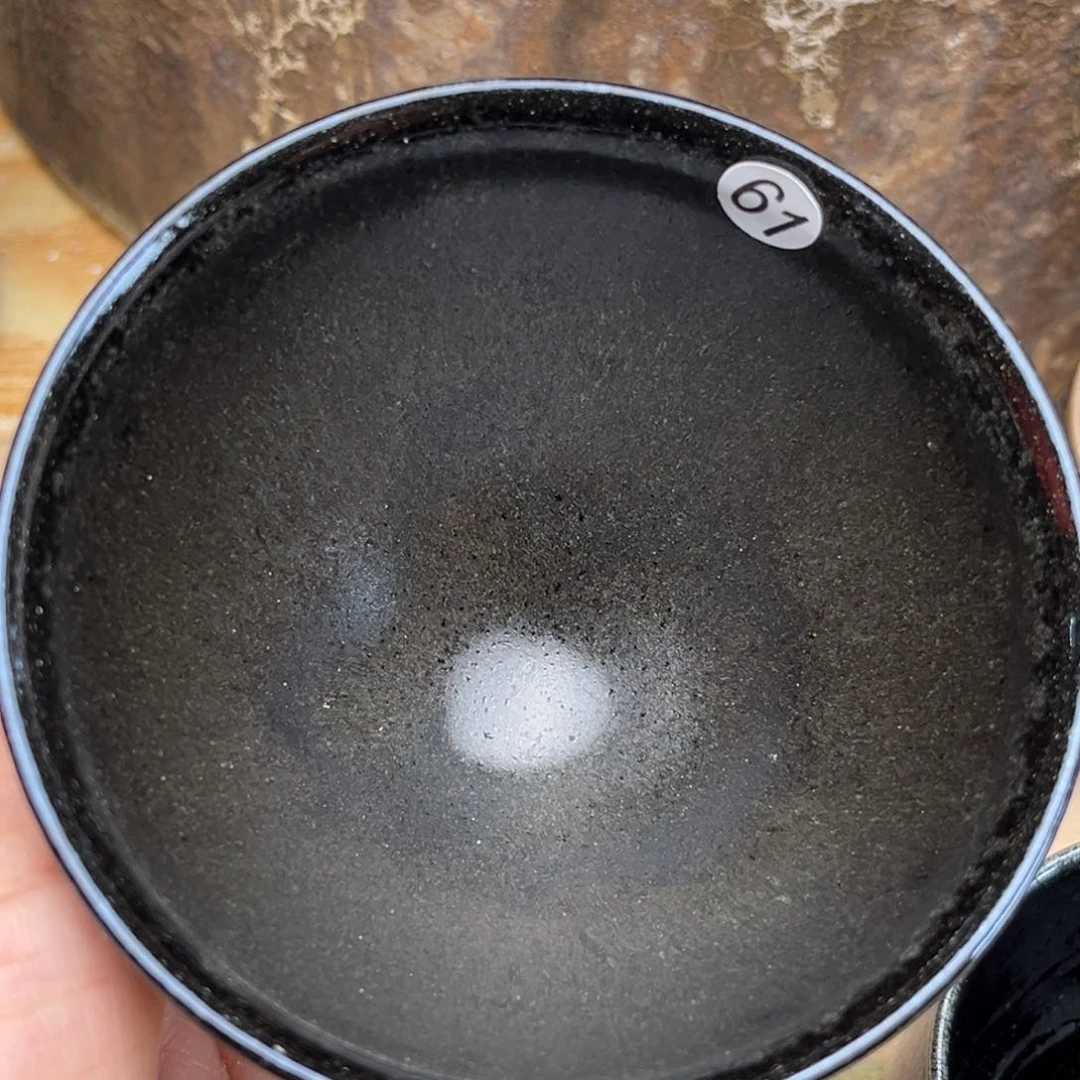 茶盏义兴龙窑坚持真柴烧