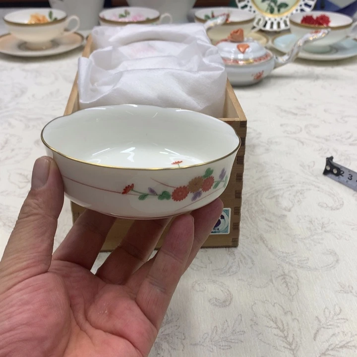 瓷片哈哈哈哈哈哈