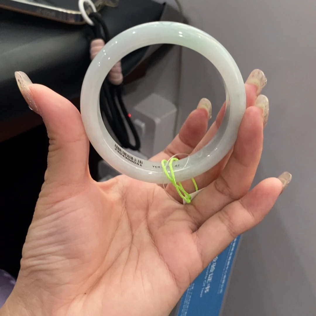 未镶嵌手镯翡翠56口