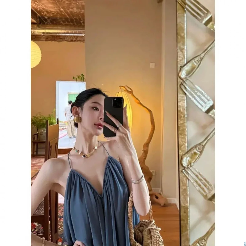 千金贵气名媛风女装细肩带超大摆V领吊带上衣夏季高腰显瘦阔腿裤