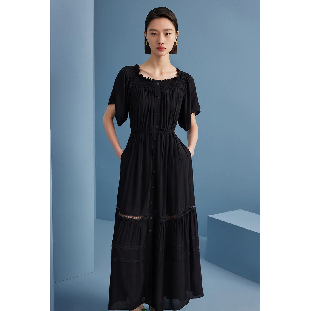 【珊珊专属】纯色收腰连衣裙刺绣蕾丝提花设计感大摆裙M534101260