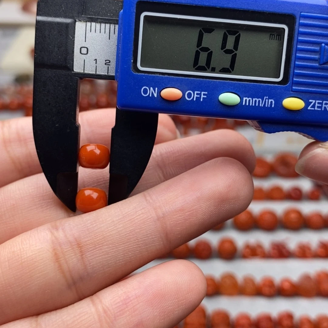 南红玛瑙配饰未镶嵌微瑕