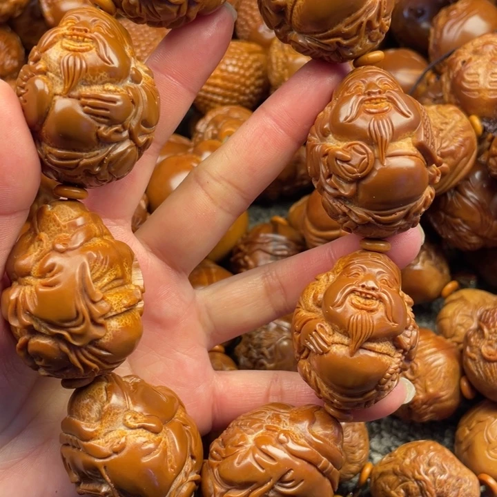 橄榄核吊坠鹏*，橄榄核