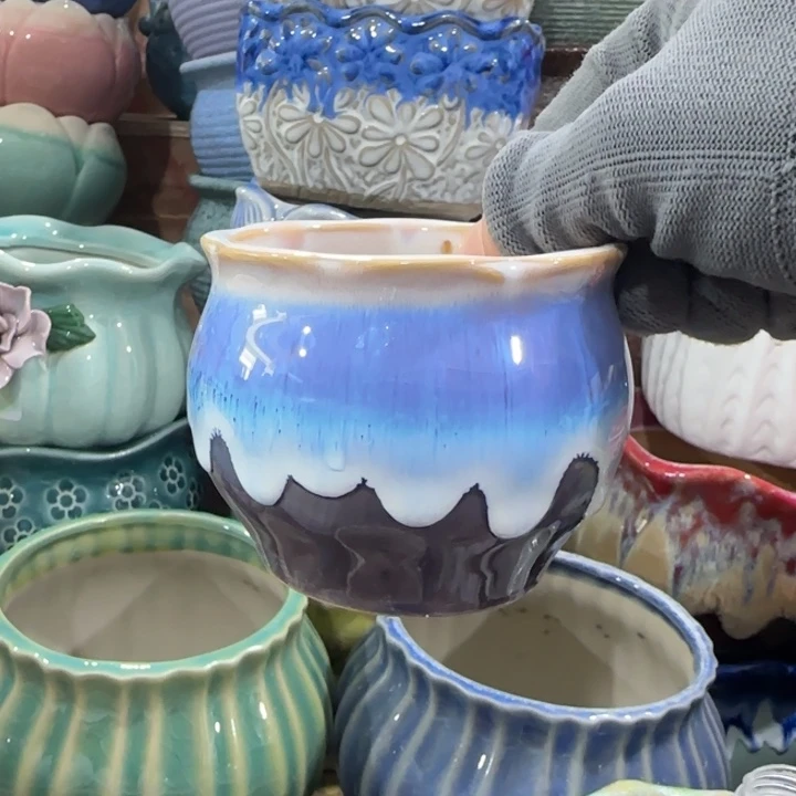 凑9块包邮，有孔，陶瓷花盆