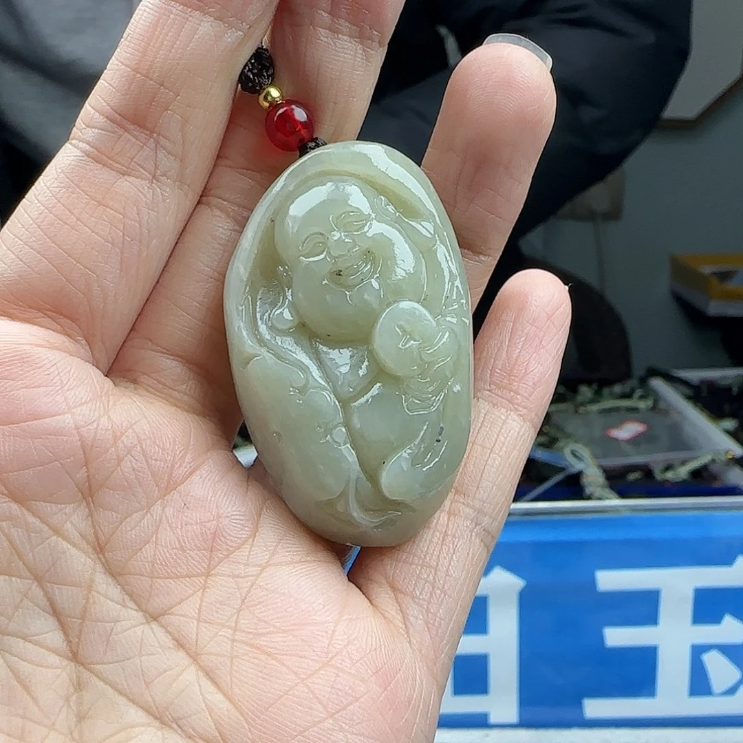 和田玉未镶嵌颈饰