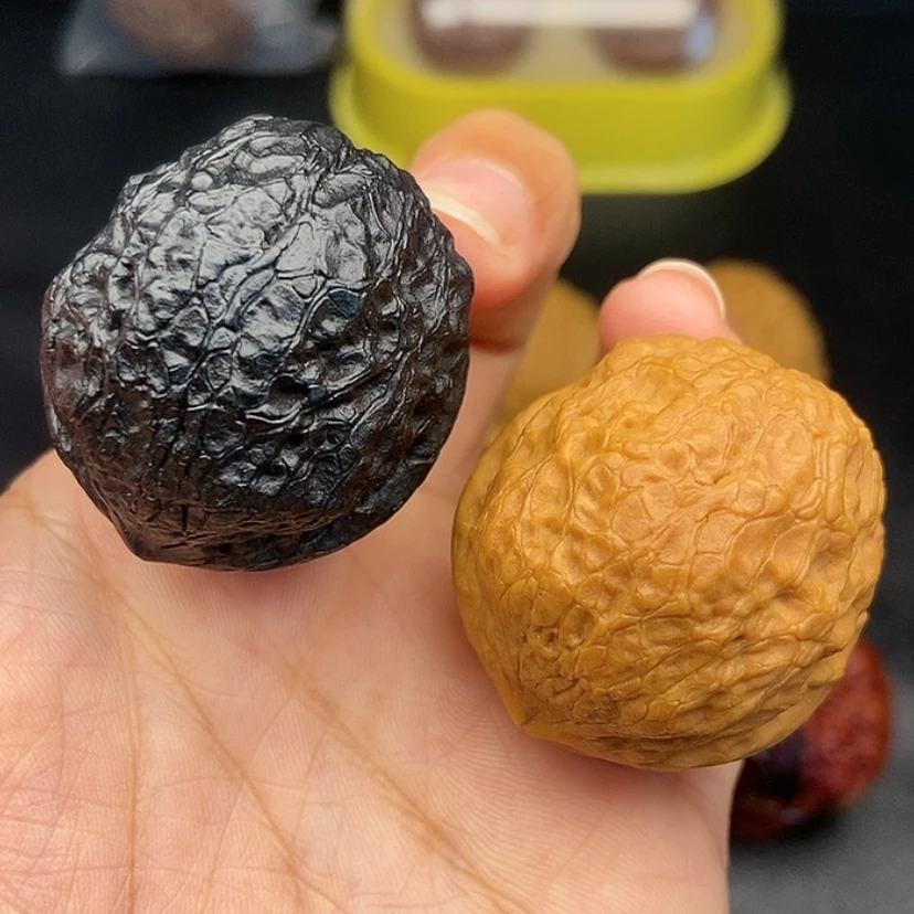 【闪购商品】把件文玩核桃39尺蛇皮元宝