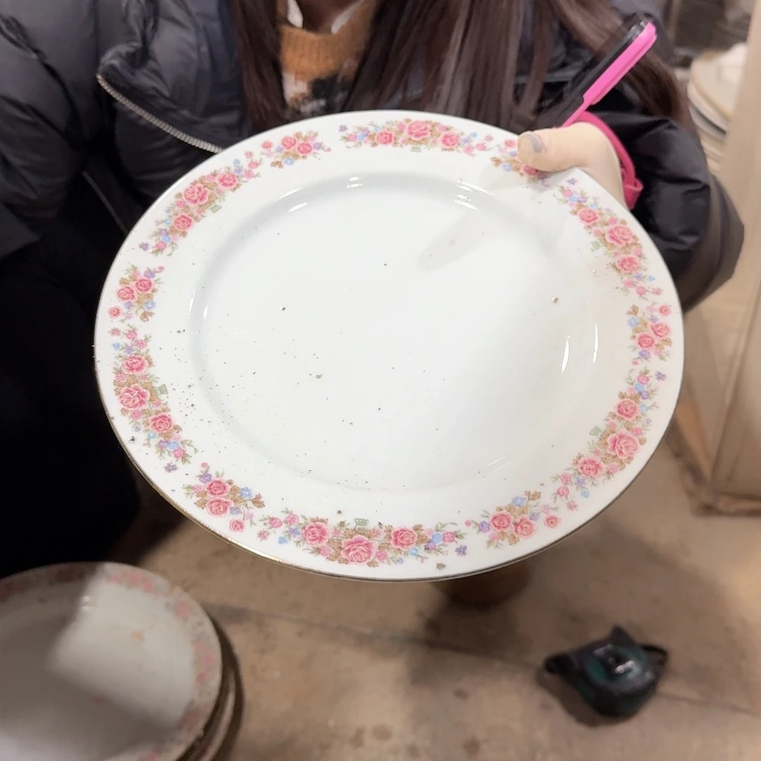 瓷摆件/////景德镇陶瓷瓷器。26厘米。