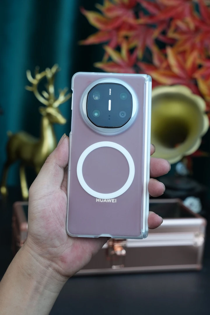 适用华为MateX6磁吸手机壳X5典藏版磨砂肤感半透明中轴铰链防摔