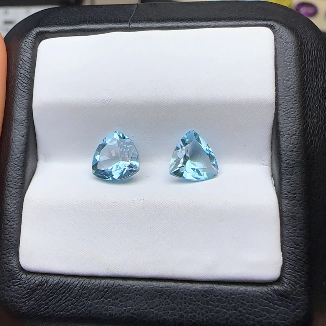 托帕石裸石未镶嵌老*?三角7mm 一对