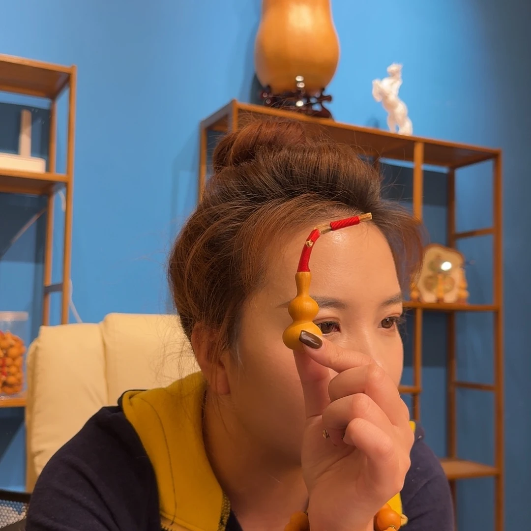 齐***呛有机玻璃唯意葫芦工艺品定制