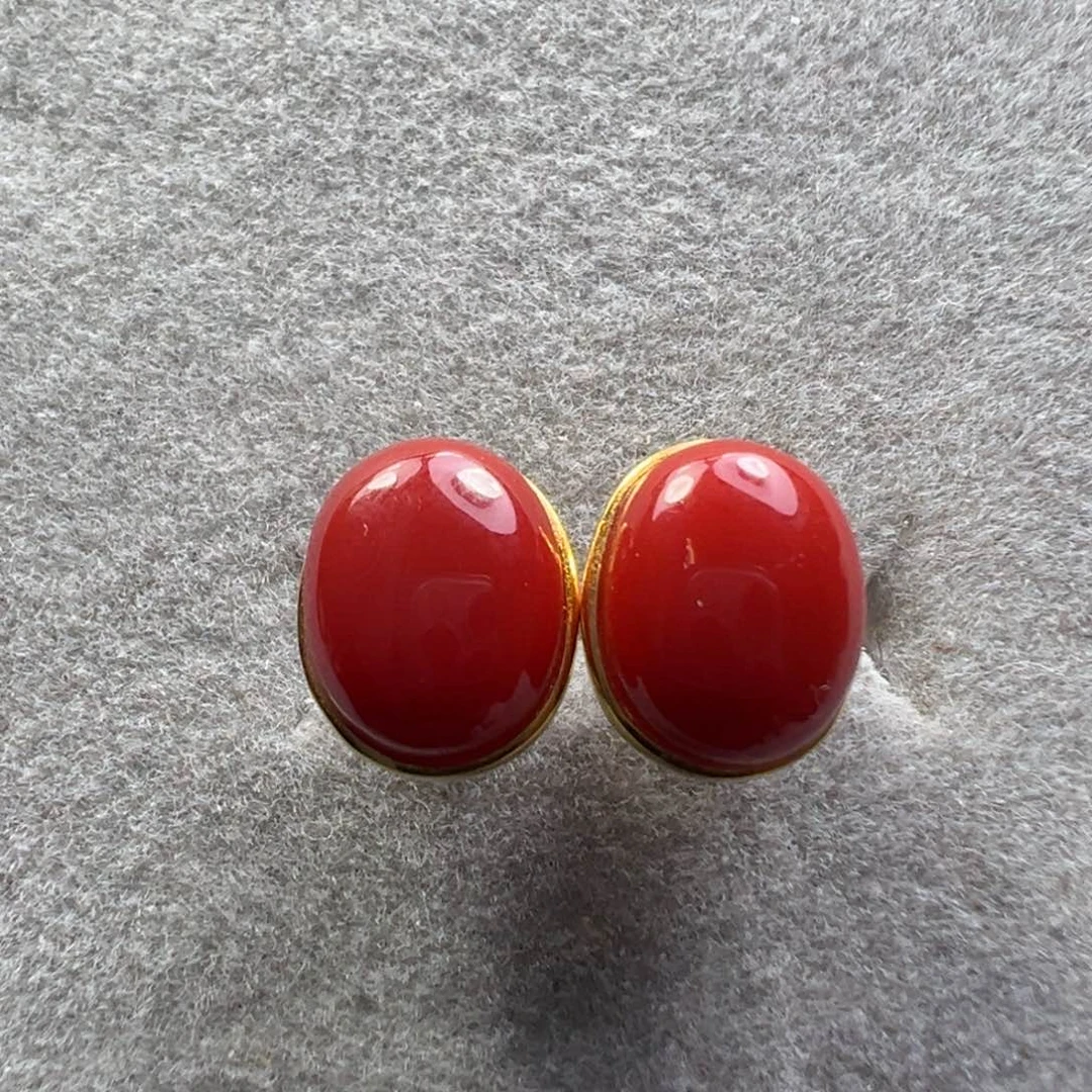 南红玛瑙18K金镶嵌耳钉
