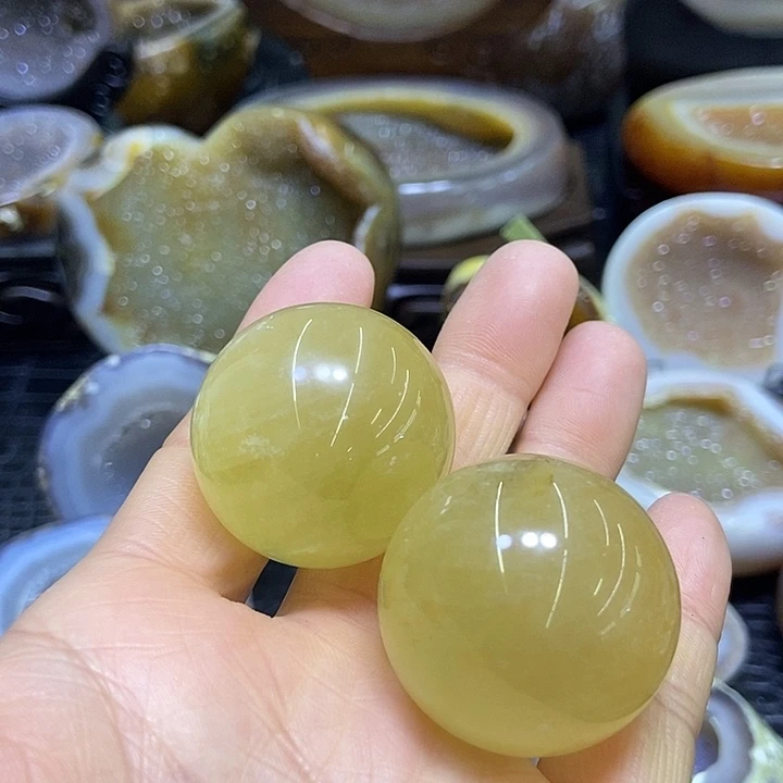 水晶未镶嵌珠宝半成品冰洲黄球