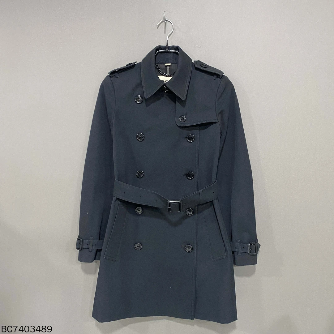 99新 BURBERRY/博柏利 黑色切尔西英伦风外衣 Burberry/uk2/03489