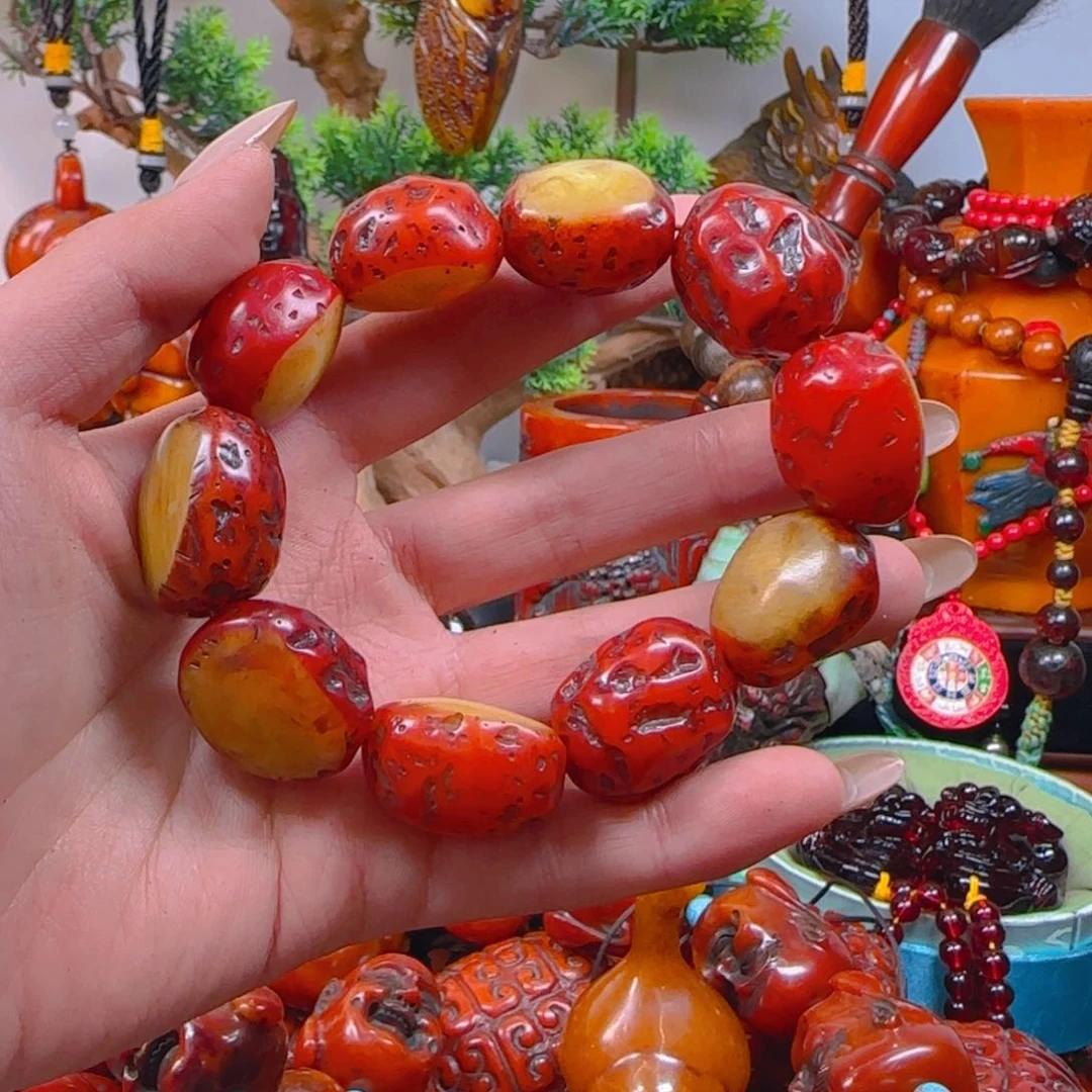 琥珀裸石未镶嵌手串