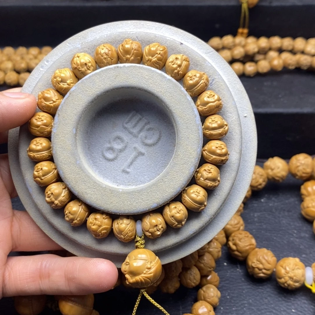 猴头核桃吊坠小财神